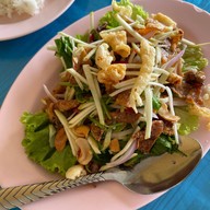 สโมสรท้ายเรือหลวงแม่กลอง