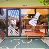 Henshin 2 variety- สาขา นิพัทธ์สงเคราะห์ 2 ซ.1 (หลังสนามกีฬาจิระนคร) -