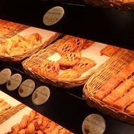 เมนู Bonjour Chamchuri Square