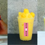 ไอติมกะทิสด เกล็ดหิมะ ร้านKingkong Cuts