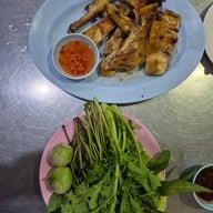 เมนูของร้าน ร้านมล ซอยสุคันธาราม  ใกล้สน.ดุสิต