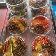 ข้าวขาหมูรสทิพย์ -