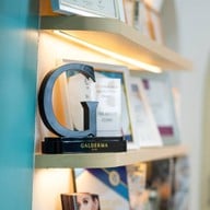 หน้าร้าน The Breeze Clinic