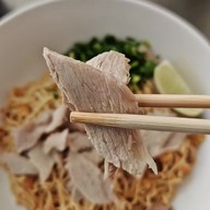 เฮง เฮง บะหมี่เกี้ยวสด