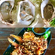 สวนอาหาร ติดลม ( นั่งห้อยขาริมทุ่งนา ) สาขา คุ้มเกล้า ลาดกระบัง