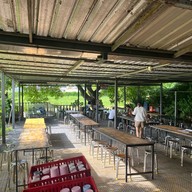 ข้าวขาหมูรสทิพย์ -