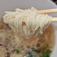 เฮง เฮง บะหมี่เกี้ยวสด