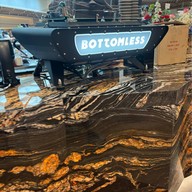 บอททอมเลส Bottomless Central Park Bangkok