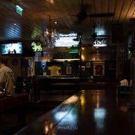 Mulligans Irish Bar