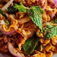ยำไก่แซ่บน้องนา HaLaL(ฮาลาล) ตลาดราษฎร์พัฒนาพูลทรัพย์