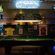 Mulligans Irish Bar