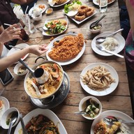 เมนูของร้าน ครัวปลาเถื่อน ศุขประยูร12