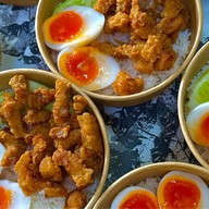 ข้าวหมูทอดย้อนวัย (ขายดี) ประชาชื่น