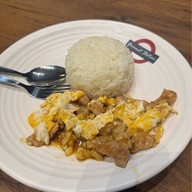 โต๊ะกลม ศรีนครินทร์ (Seacon square)