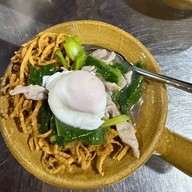 ราดหน้าหม้อดิน สงขลา