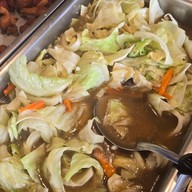 ข้าวแกงกลางเมือง ถนนเจริญราษฎร์ - ถนนจันทน์