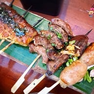 อีหล่า อีสานกายะ ทองหล่อ