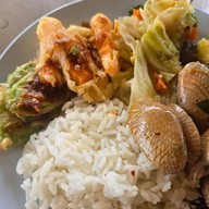 ข้าวแกงกลางเมือง ถนนเจริญราษฎร์ - ถนนจันทน์