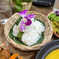 เมนูของร้าน หนมจีน ณ ภูเก็ต (กรุงเทพ)