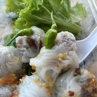 ข้าวเกรียบปากหม้อ  วัดสุวรรณาราม