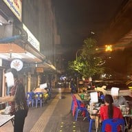 แสงชัยโภชนา ทองหล่อ