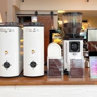 Coffee Compass (คอฟฟี่ คอมพาส) ราชมงคล คลอง6