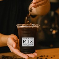 Riiz Coffee × ผัดไทยโฮมเมด เพิ่มสิน