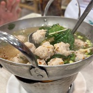 นิตยาไก่ย่าง ซอยสายลม