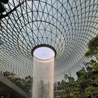 The Rain Vortex @jewel น้ำตกในห้าง