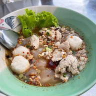 หอมฟุ้ง ก๋วยเตี๋ยวต้มยำ วัดสุทัศน์ (เสาชิงช้า) หอมฟุ้ง ก๋วยเตี๋ยวต้มยำ วัดสุทัศน์ (เสาชิงช้า)