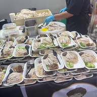 ข้าวมันไก่สองสี เจ็กเม้ง King power รางน้ำ (Food court floor3)