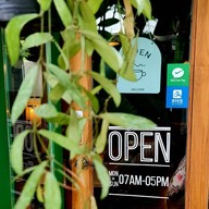 Baan Jiam (House & Coffee bar)