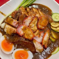 รุ่งสุรีย์โภชนา