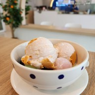 ขนมแม่ สี่แยกรวมโชค ชาตรามือ ไดร์ฟทรู