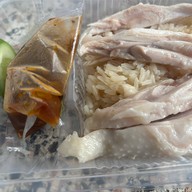 ข้าวมันไก่สองสี เจ็กเม้ง King power รางน้ำ (Food court floor3)