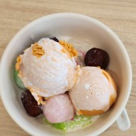 ขนมแม่ สี่แยกรวมโชค ชาตรามือ ไดร์ฟทรู