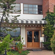 NATEE Cafe & Restaurant