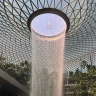 The Rain Vortex @jewel น้ำตกในห้าง