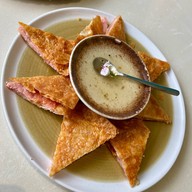 เมนูของร้าน NGON Vietnamese Restaurant - งอน เวียดนาม The Kad Farang Maerim