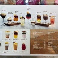 Nana Coffee Roasters เลียบทางด่วน/ประดิษฐ์มนูธรรม ซอย3