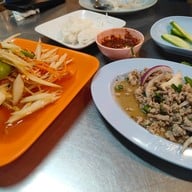 เมนูของร้าน ครัวจิ้มจุ่มแซ่บอีสาน ถนนสิรินทร