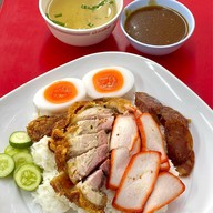 รุ่งสุรีย์โภชนา
