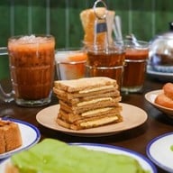 มิตรทาวน์ -