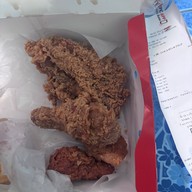 KFC ไอเพลส ลาดกระบัง