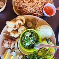 หลู้ลำ รอบเวียง