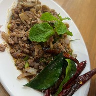 ลาบโต๊ะแดง โคราช