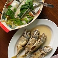 ครัวปลาทู (ทิดอ้วน) บางแสน