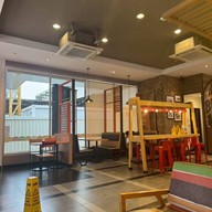 Burger King โลตัส ลาดพร้าว 120 ไดรฟ์ทรู