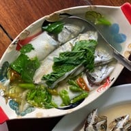 ครัวปลาทู (ทิดอ้วน) บางแสน
