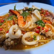 ต้มยำหัวปลาริมคลองบางซื่อ คลองบางซื่อสะพานควาย